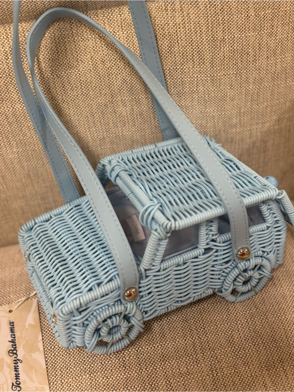 Tommy Bahama Light Blue Woven Car-Shaped Women’s Handbag - Picture 2 of 5